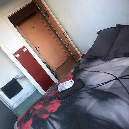 Rest Hotel L Ardoise Auge Exterior photo